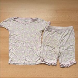 Adorable Kids Pajama Set in Light Pink Seashell Pattern